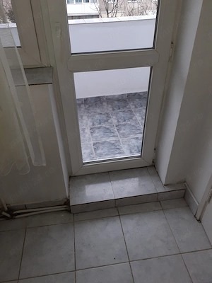 apartament 2 camere mobilat, zona Piata - imagine 8