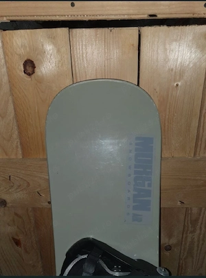 Vând placa snowboard, legături, boots, casca și ochelari