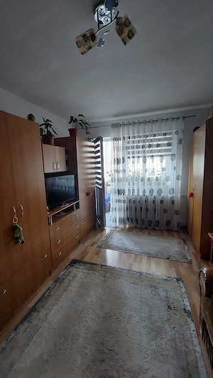 vand 2 camere zona Mc DONALDS pret de ocazie 140.000 euro etaj 2 - imagine 4