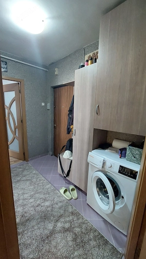 vand 2 camere zona Mc DONALDS pret de ocazie 140.000 euro etaj 2 - imagine 8