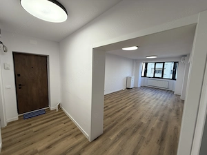 p-ța Unirii, 3 camere, 90mp, 2 bai, 850 euro - imagine 2