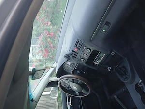 Masina volkswagen turan - imagine 2