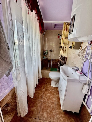 Casa pe parter + anexa , Calotesti , Budeasa  - imagine 6