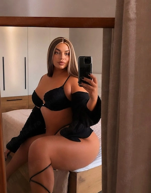 Anunț Dedicat Serviciilor Online ( Content, Chat, Web ) Transex - Annais baby 
