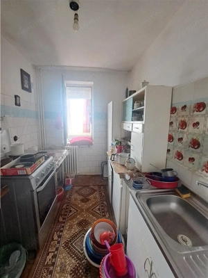 Apartament 2 camere in bloc anvelopat et intermediar - imagine 6