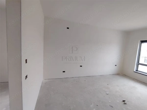 Duplex modern - teren  generos - personalizare interioara - imagine 9