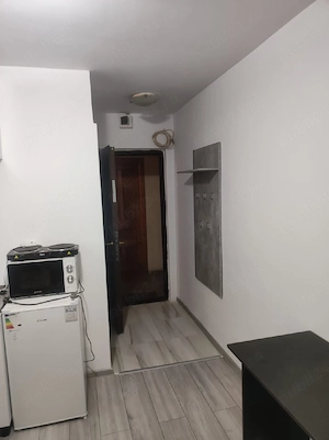 Proprietar,Chiar In Complexul Studentesc,15 mp,Etaj 2, Mobilata Ok, 170 E - imagine 4