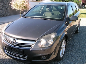 Opel Astra Sport  - imagine 2