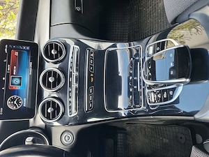 Mercedes C Class 220d an 2020  9 G Tronic Bord Virtual Cockpit