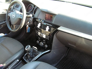Opel Astra Sport  - imagine 6