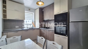 Apartament 2 camere cu boxa si parcare Coresi - imagine 5