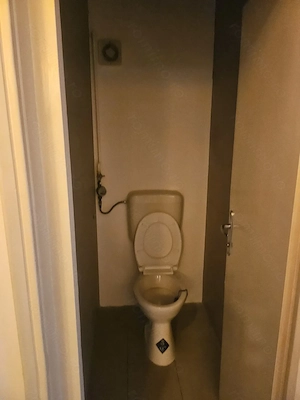 Bulevardul Magheru, Piața Romană, stradal - imagine 3
