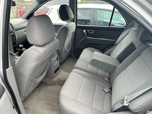 Kia Sorento 2.5 diesel 4x4 an 2005 motor defect  - imagine 5