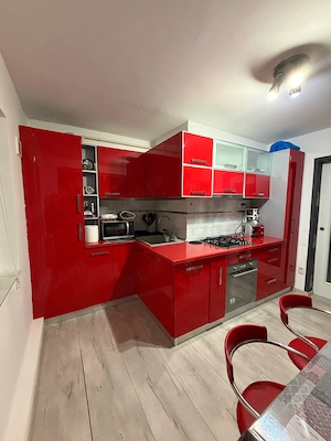 Apartament 4 camere Targoviste 110mp + pod - langa Spitalul Judetean - imagine 2