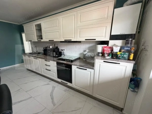 Apartament cu scară interioară, 100 mp, boxa si garaj, zona Central  - imagine 7