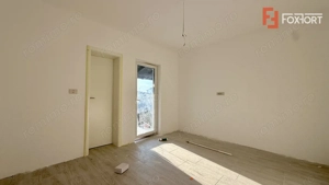 Duplex de vanzare, 3 camere pe parter + pod - Mosnita Veche - imagine 9