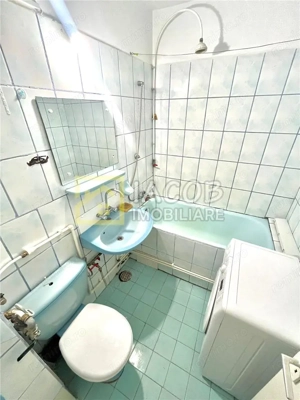Garsoniera, str. Garii, Bacau - imagine 11