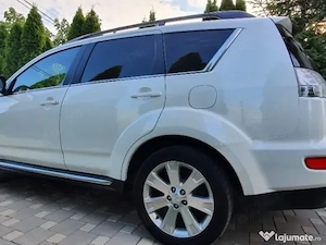 Mitsubishi Outlander 2.2 DI-D 4x4   Full Option   2012 - imagine 3