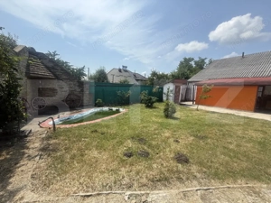 Casă spațioasă, 294 mp, 1.692 mp teren, garaj, terasă și grădină – Voinești - imagine 4
