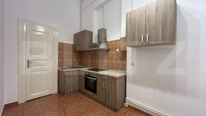 Apartament 2 camere în incinta Palatului Stern, Centrul Istoric al Oradiei - imagine 5