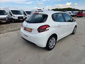 Peugeot 208 Pure Tech 110 Stop & Start Eat6 Allure - imagine 6