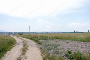 Sanpetru |Teren intravilan 733mp | 3 fronturi stradale - imagine 13