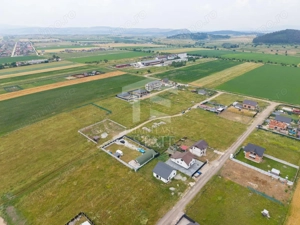 Sanpetru |Teren intravilan 733mp | 3 fronturi stradale - imagine 18