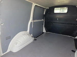 VW Transporter L1H1 - imagine 12