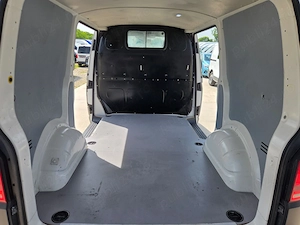 VW Transporter L1H1 - imagine 10