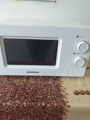Cuptor cu microunde