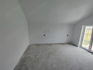 Duplex spatios - dormitor la parter - bucatarie mare - imagine 7