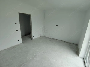Duplex spatios - dormitor la parter - bucatarie mare - imagine 8