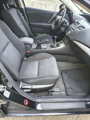 Mazda 3 BL Diesel din 2011 - imagine 7