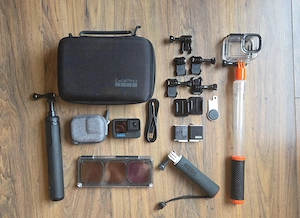 GoPro Hero 11 Black   stare excelentă, pachet complet