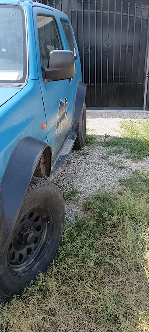 Vând Suzuki Jimny 1,3 benzina 1998. - imagine 7