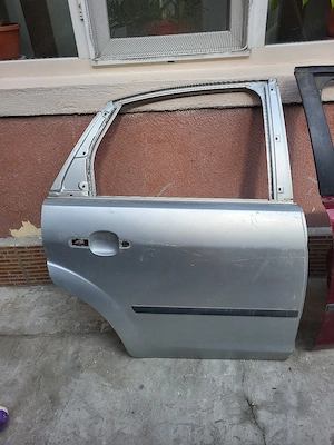 uși ford focus berlină  - imagine 2