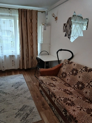 Garsoniera la inchiriere - zona Judetean - disponibila imediat