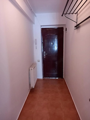 Ofer la  inciriat apartament  de 2  camere situat la 90 metrii  de  metrou .  - imagine 9