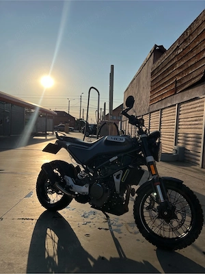 Husqvarna svartpilen 401 A2, akrapovic - imagine 3