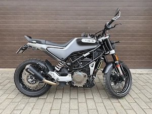 Husqvarna svartpilen 401 A2, akrapovic - imagine 2
