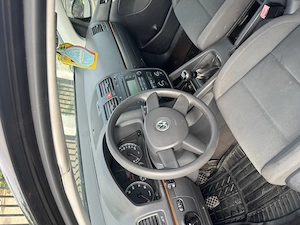 Vând Golf 5 1.6 FSI - imagine 3