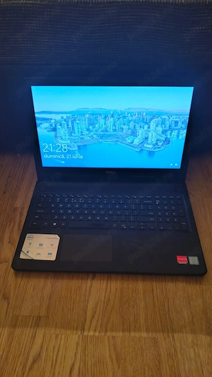 Laptop Dell Inspiron 15 3000