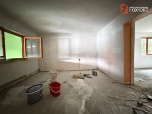 Spatiu comercial cu 5 incaperi, vad excelent, in zona Lipovei - imagine 3