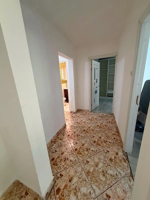 Apartment 3 camere,persoana fizica 77000 Euro - imagine 9