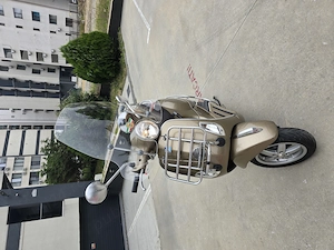 Piaggio Vespa Editie Touring - imagine 2