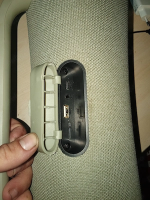 Vand boxa noua bluetooth