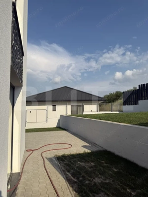 Duplex Premium de vanzare, la doar 5 min de mers pana la Mega Image Dezmir! - imagine 5