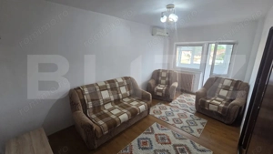 Apartament de vânzare cu 2 camere, decomandat – Zona Industrială - imagine 2