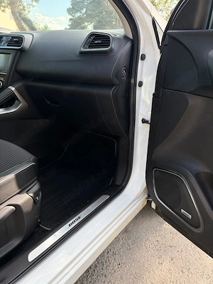 Renault Kadjar 1.6 dCi 131Cp Euro 6 BOSE Edition - imagine 9