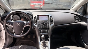 Opel astra 2016 diesel  - imagine 3